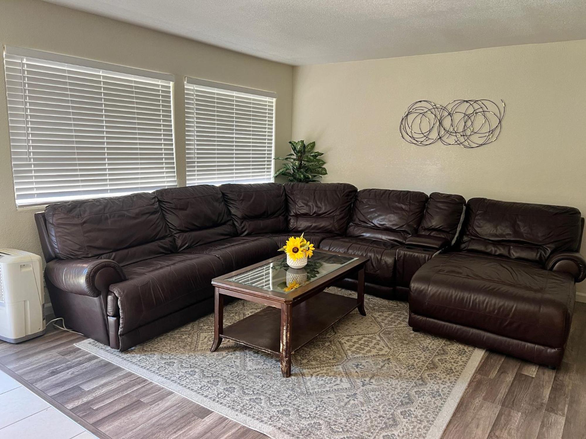 Peaceful 2Bed,1Bath Condo With Free Parking All Yours To Enjoy Fresno Bagian luar foto